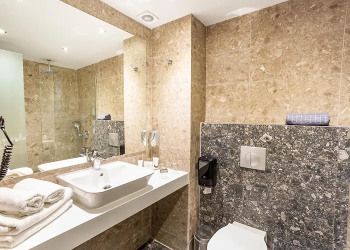 Akti Imperial Deluxe & Dolce By Wyndham Ixia (Rhodes)