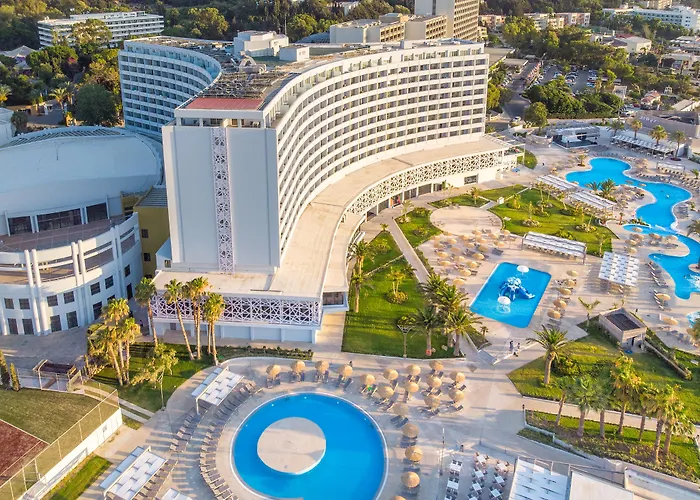 Akti Imperial Deluxe & Dolce By Wyndham