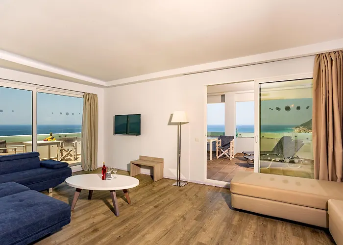 Akti Imperial Deluxe & Dolce By Wyndham