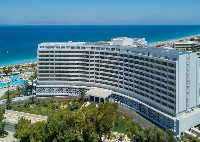 Akti Imperial Deluxe & Dolce By Wyndham 5*