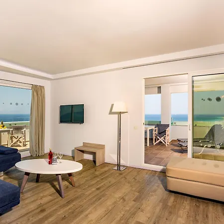 Akti Imperial Deluxe & Dolce By Wyndham