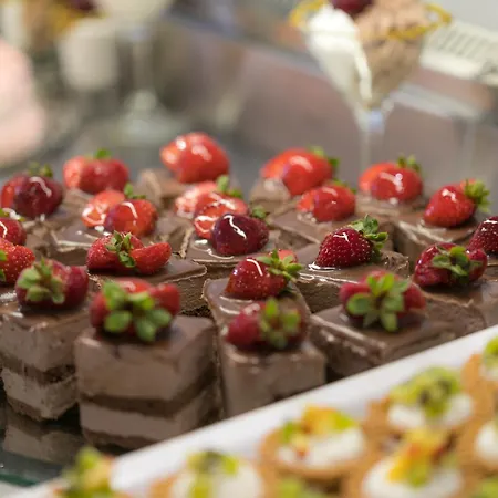 Akti Imperial Deluxe & Dolce By Wyndham