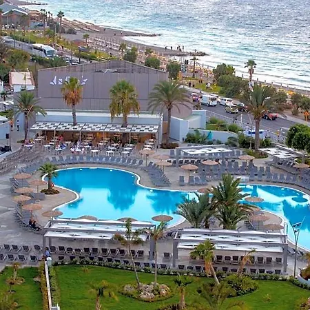 Szálloda Akti Imperial Deluxe & Dolce By Wyndham 5*