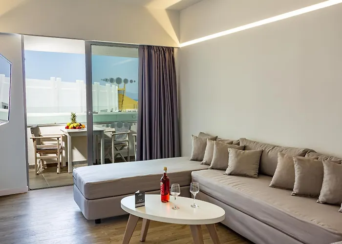 Akti Imperial Deluxe & Dolce By Wyndham 5*