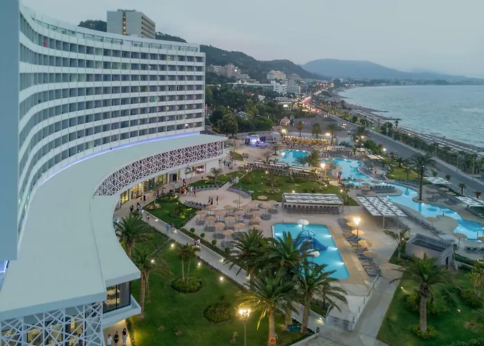 Akti Imperial Deluxe & Dolce By Wyndham Hotel