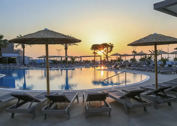 Akti Imperial Deluxe & Dolce By Wyndham איקסיה