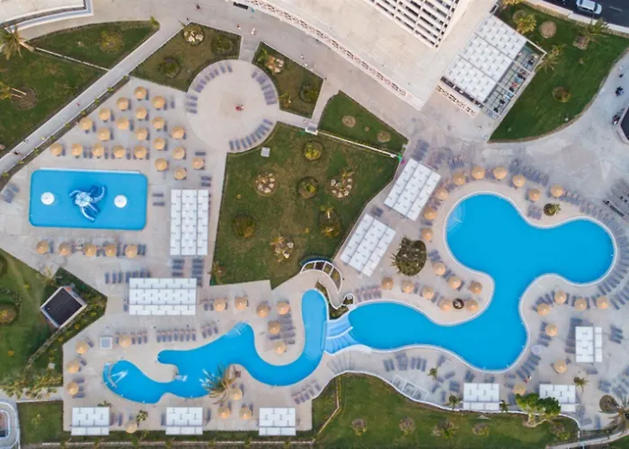 Akti Imperial Deluxe & Dolce By Wyndham 5*