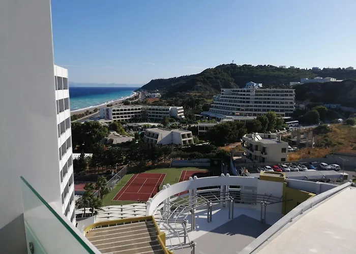 Akti Imperial Deluxe & Dolce By Wyndham Otel 5*